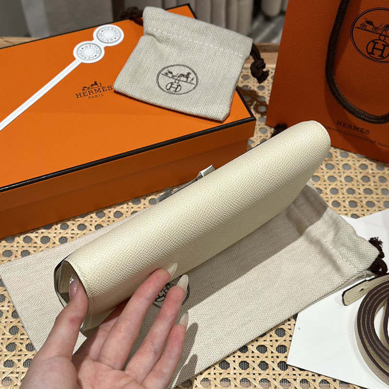 エルメス安い HERMES コンスタンスロング トゥーゴー ナタ ヴォーエプソン シルバー金具 H080201CPI2 コンスタンス トゥーゴー 定価 - 画像 (7)