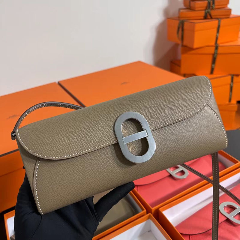 エルメス安い HERMES シェーヌダンクル トゥーゴー エトゥープ ヴォーエプソン シルバー金具 H083141CK18 エルメス トゥーゴー 定価 - 画像 (9)