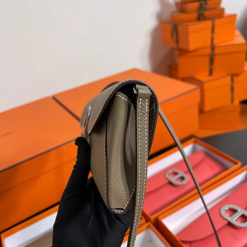 エルメス安い HERMES シェーヌダンクル トゥーゴー エトゥープ ヴォーエプソン シルバー金具 H083141CK18 エルメス トゥーゴー 定価 - 画像 (7)