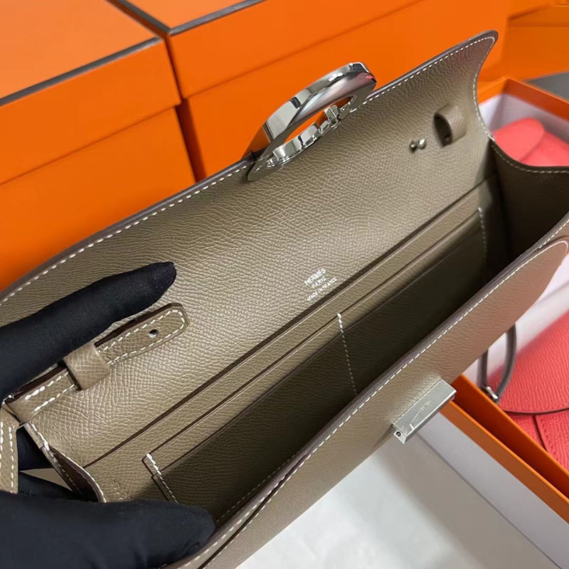 エルメス安い HERMES シェーヌダンクル トゥーゴー エトゥープ ヴォーエプソン シルバー金具 H083141CK18 エルメス トゥーゴー 定価 - 画像 (2)