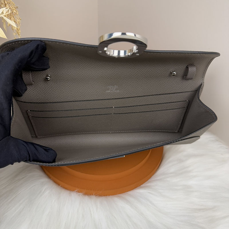エルメス安い HERMES シェーヌダンクル トゥーゴー エタン ヴォーエプソン シルバー金具 H083141CK8F エルメス ミニ バッグ 種類 - 画像 (2)