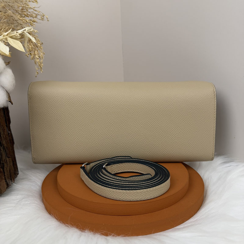 エルメス安い HERMES シェーヌダンクル トゥーゴー トゥルティールグレー ヴォーエプソン シルバー金具 H083141CK81 シェーヌダンクル コンパクトウォレット 定価 - 画像 (6)
