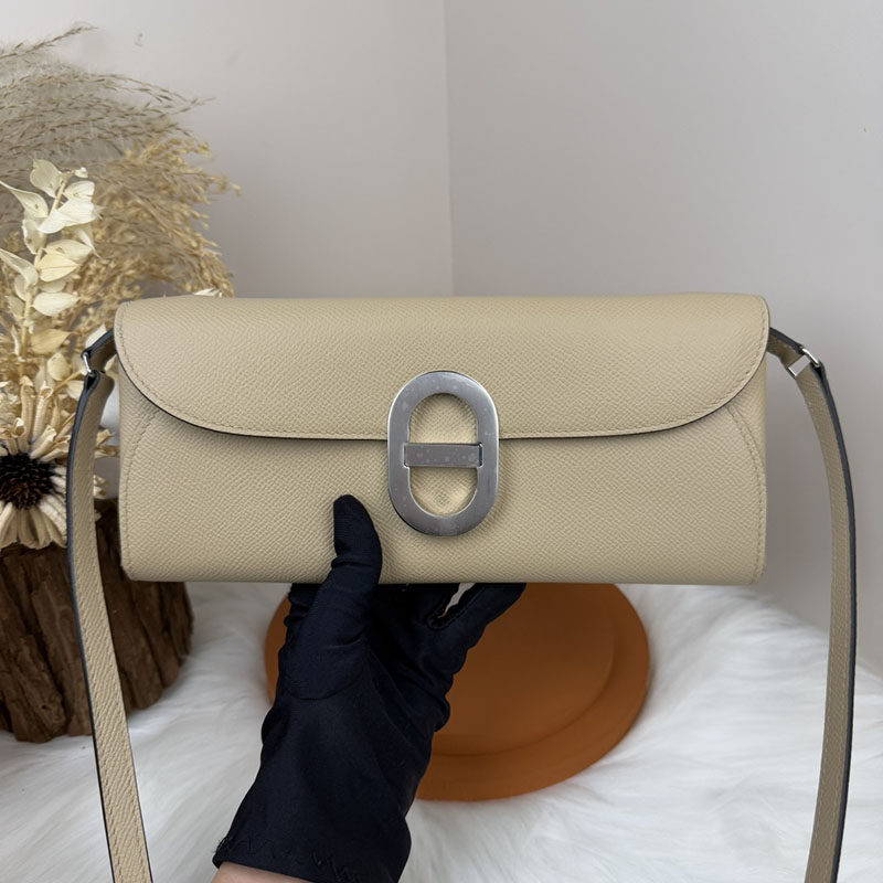 エルメス安い HERMES シェーヌダンクル トゥーゴー トゥルティールグレー ヴォーエプソン シルバー金具 H083141CK81 シェーヌダンクル コンパクトウォレット 定価 - 画像 (3)