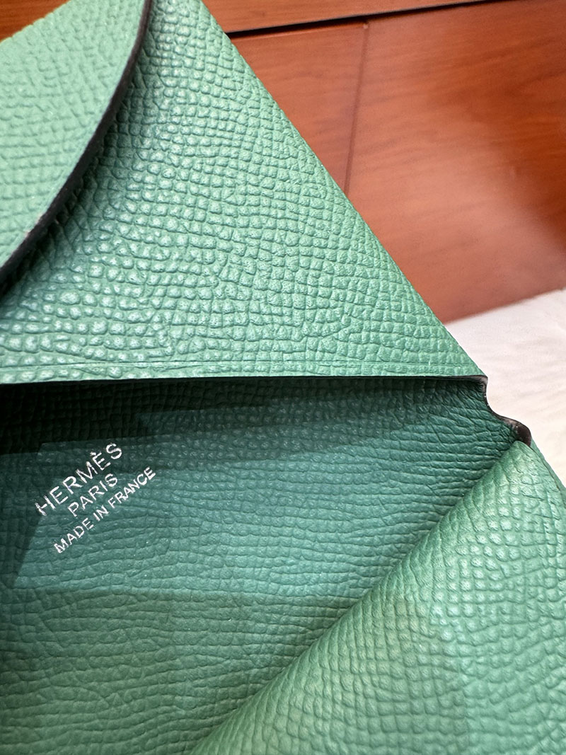 エルメス安い HERMES カルヴィデュオ カードケース マラカイト ヴォーエプソン シルバー金具 H083035CKZ6 エルメス コインケース カルヴィ デュオ - 画像 (8)