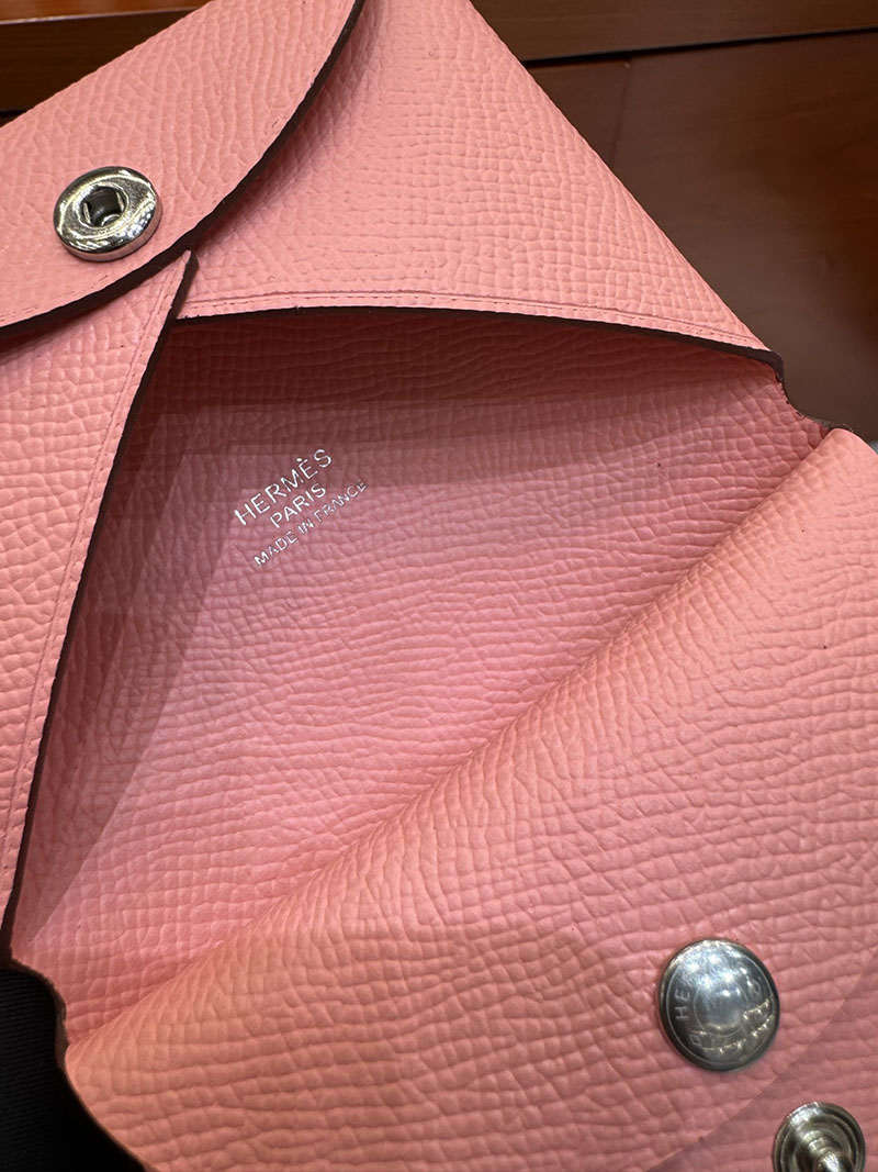 エルメス安い HERMES カルヴィデュオ カードケース ローズコンフェッティ ヴォーエプソン シルバー金具 H083035CK1Q エルメス カルヴィ 定価 - 画像 (8)
