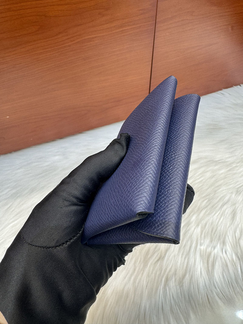 エルメス安い HERMES カルヴィデュオ カードケース ブルーサフィール ヴォーエプソン シルバー金具 H083035CK73 カルヴィデュオ 定価 - 画像 (5)