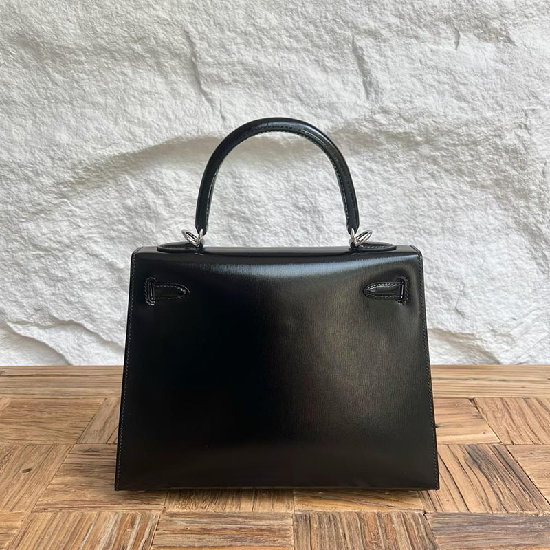 エルメスの人気バッグ HERMES ケリー25 外縫い ブラック ボックスカーフ シルバー金具 2635078 エルメス ケリーバッグ 値段 - 画像 (8)