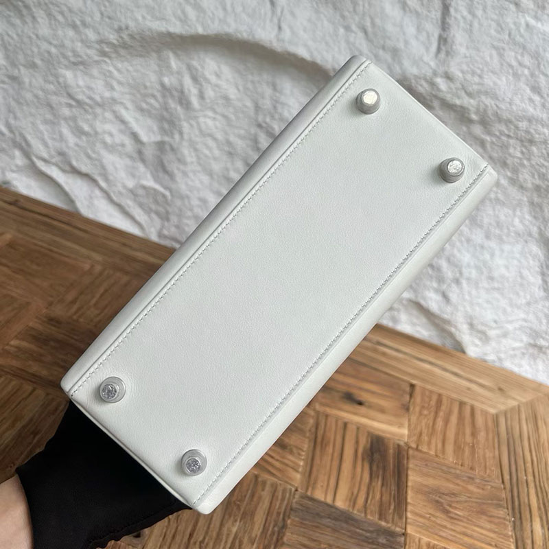 エルメスの人気バッグ HERMES ケリー25 内縫い ホワイト スイフト シルバー金具 H042389CK01 エルメス バッグ 安い - 画像 (4)