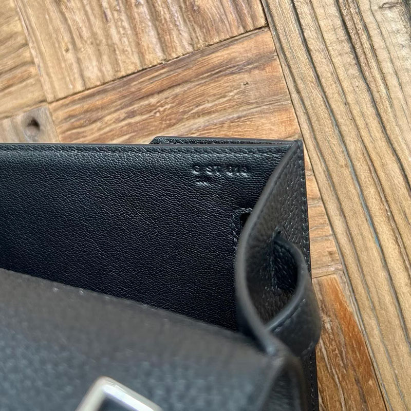エルメスの人気バッグ HERMES ケリーデペッシュ25 黒 ブラック トゴ シルバー金具 H082295CK89 ケリーデペッシュ メンズ - 画像 (3)