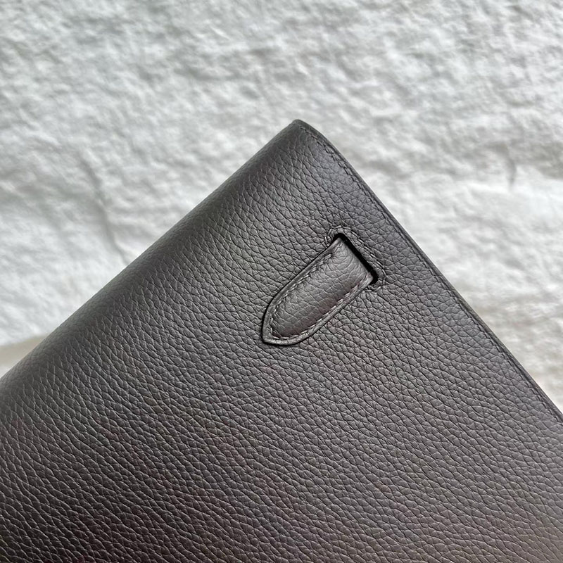 エルメスの人気バッグ HERMES ケリーデペッシュ25 エベンヌ トゴ シルバー金具 H082295CK46 ケリーデペッシュ 定価 - 画像 (7)