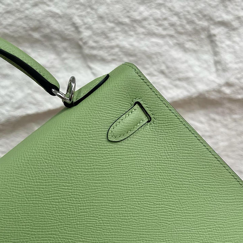 エルメス ケリー 25の通販 HERMES ケリー25 外縫い ヴェールクリケット ヴォーエプソン シルバー金具 H041000CK3I ケリー25 人気色 - 画像 (7)