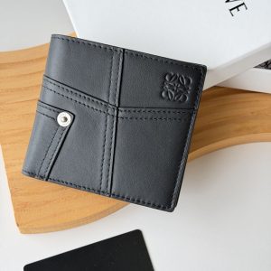 ロエベ 財布 二つ折り アウトレット