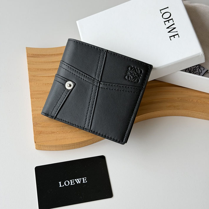最高級ロエベスーパーコピー LOEWE パンタ バイフォールド ウォレット(シャイニーカーフ)ブラック C643302X32-1100 ロエベ 財布 二つ折り アウトレット - 画像 (4)
