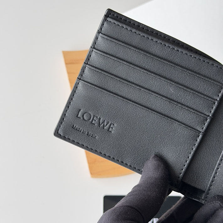 最高級ロエベスーパーコピー LOEWE パンタ バイフォールド ウォレット(シャイニーカーフ)ブラック C643302X32-1100 ロエベ 財布 二つ折り アウトレット - 画像 (3)