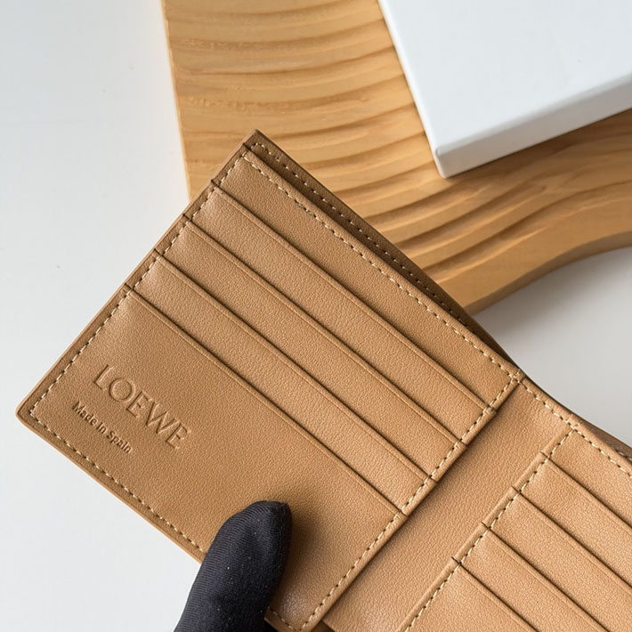 最高級ロエベスーパーコピー LOEWE パンタ バイフォールド ウォレット(シャイニーカーフ)ブラウン C643302X32-6518 ロエベ 二つ折り財布 レディース - 画像 (3)