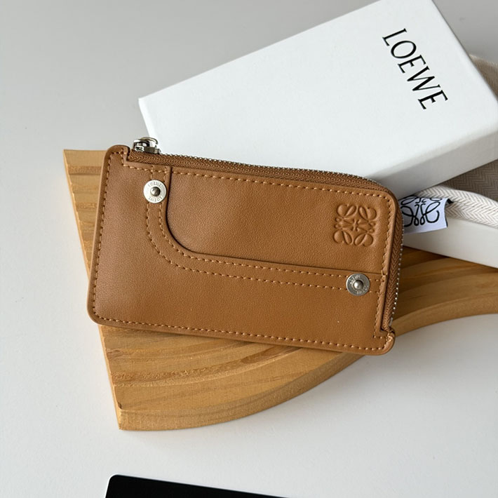 最高級ロエベスーパーコピー LOEWE パンタ コインカードホルダー シャイニーカーフ ライトキャニオンブラウン C643Z40XAK-6518 ロエベ カードケース 日本 - 画像 (9)