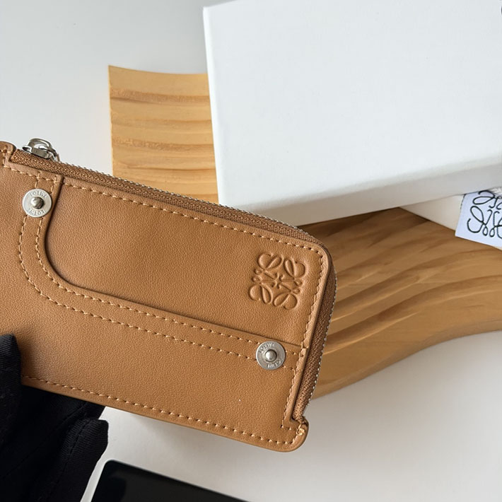最高級ロエベスーパーコピー LOEWE パンタ コインカードホルダー シャイニーカーフ ライトキャニオンブラウン C643Z40XAK-6518 ロエベ カードケース 日本 - 画像 (5)
