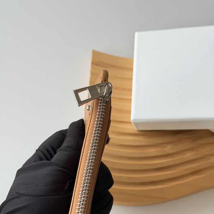 最高級ロエベスーパーコピー LOEWE パンタ コインカードホルダー シャイニーカーフ ライトキャニオンブラウン C643Z40XAK-6518 ロエベ カードケース 日本 - 画像 (4)