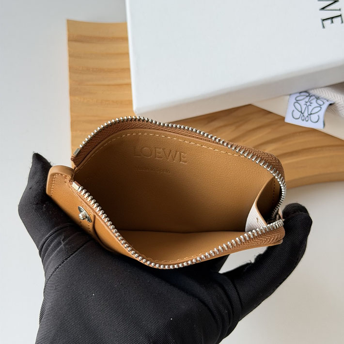 最高級ロエベスーパーコピー LOEWE パンタ コインカードホルダー シャイニーカーフ ライトキャニオンブラウン C643Z40XAK-6518 ロエベ カードケース 日本 - 画像 (2)
