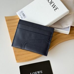 ロエベ カードケース 日本
