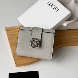 ロエベ ミニ財布 レディース
