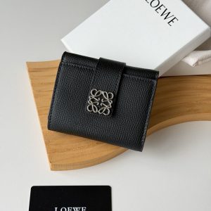 ロエベ 財布 ミニ 人気
