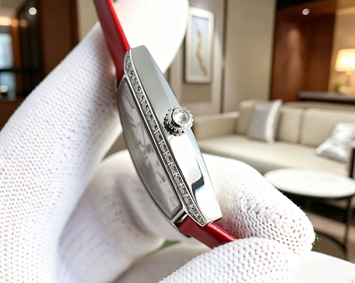 最高級カルティエ時計コピー Cartier エ・トノー ダイヤモンド レディース時計 クォーツ 2635172 カルティエ 時計 レディース 値段 - 画像 (4)