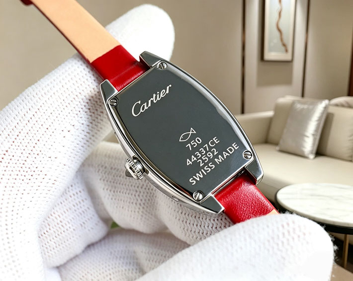 最高級カルティエ時計コピー Cartier エ・トノー ダイヤモンド レディース時計 クォーツ 2635172 カルティエ 時計 レディース 値段 - 画像 (3)