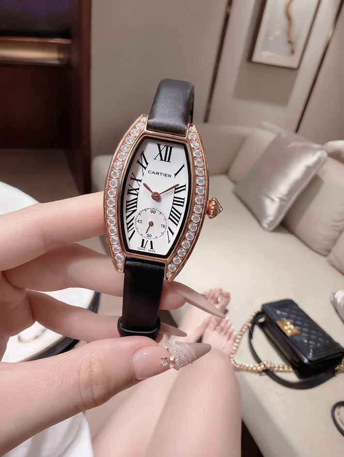 最高級カルティエ時計コピー Cartier エ・トノー ダイヤモンド レディース時計 クォーツ 2635173 カルティエ 時計 レディース 安い 順 - 画像 (8)