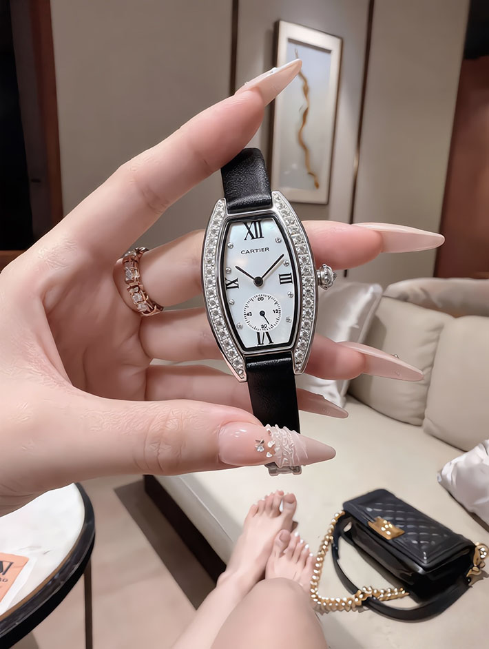最高級カルティエ時計コピー Cartier エ・トノー ダイヤモンド レディース時計 クォーツ 2635173 カルティエ 時計 レディース 安い 順 - 画像 (2)