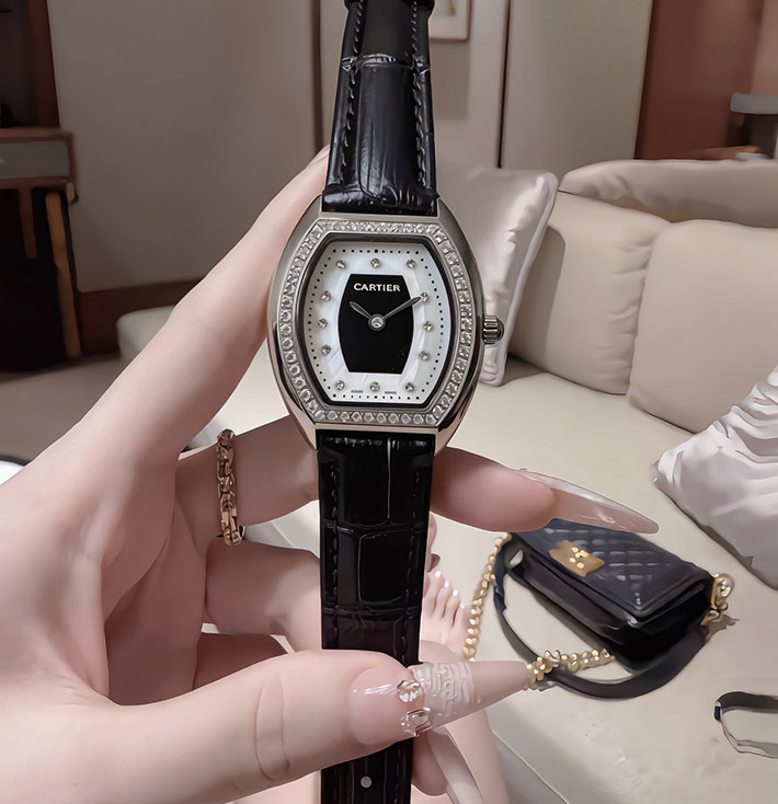 最高級カルティエ時計コピー Cartier トーチュ ウォッチ ダイヤモンド レディース時計 クォーツ 2635175 カルティエ 時計 レディース ダイヤ - 画像 (7)
