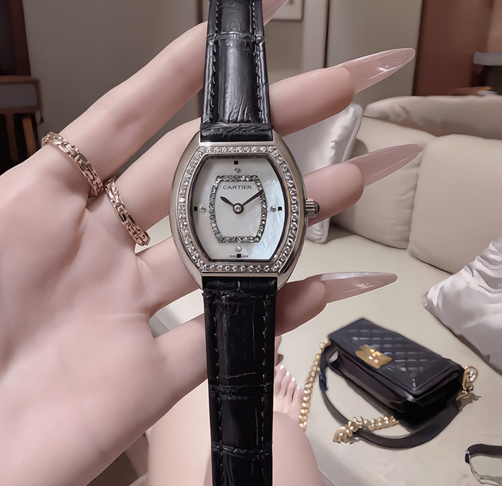 最高級カルティエ時計コピー Cartier トーチュ ウォッチ ダイヤモンド レディース時計 クォーツ 2635175 カルティエ 時計 レディース ダイヤ - 画像 (6)