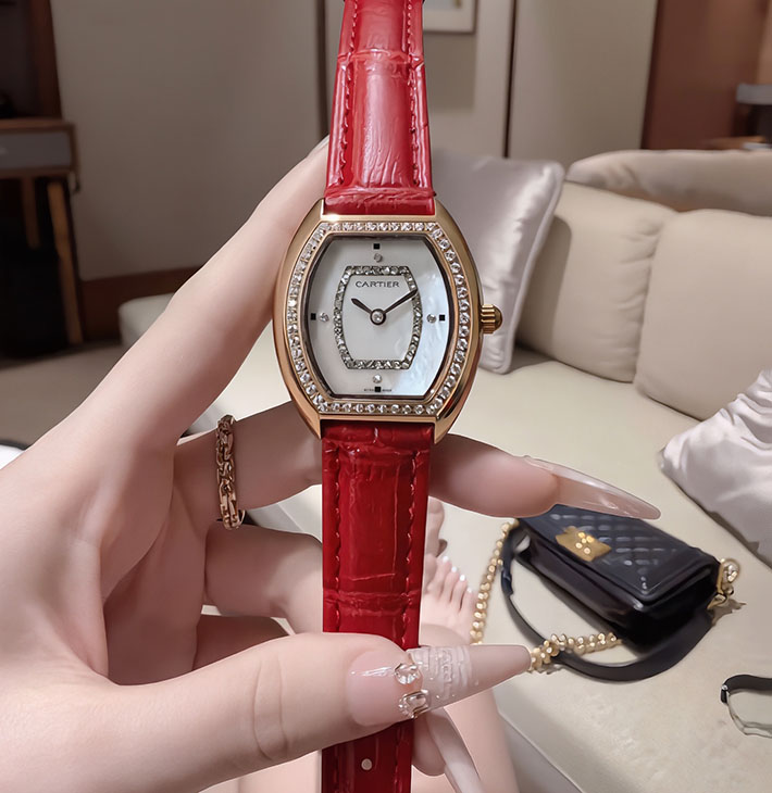 最高級カルティエ時計コピー Cartier トーチュ ウォッチ ダイヤモンド レディース時計 クォーツ 2635175 カルティエ 時計 レディース ダイヤ - 画像 (4)