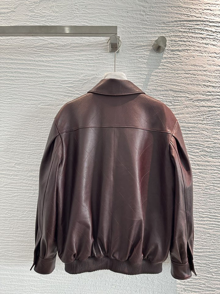 最高級シャネルスーパーコピー服 CHANEL 2026年秋冬 新作 レザージャケット ラムスキン ブラウン 2635204 シャネル レザージャケット - 画像 (4)
