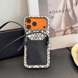 ロエベ iPhoneケース 17
