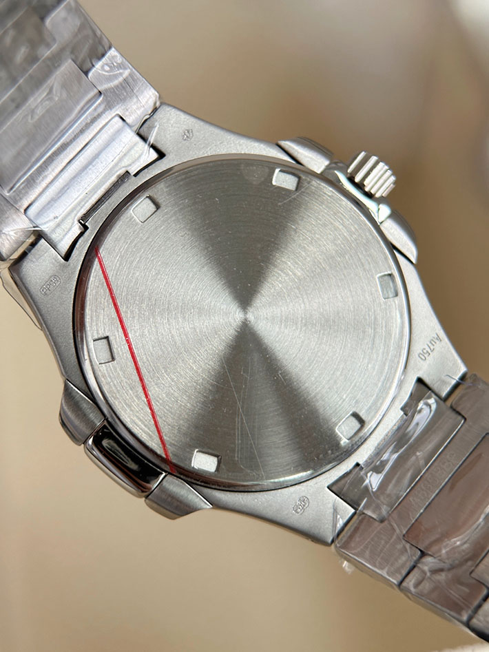 最高級パテックフィリップスーパーコピー ノーチラス 7010/1G-011 ダイヤモンド ホワイトゴールド 2635307 パテック フィリップ レディース 公式 - 画像 (4)