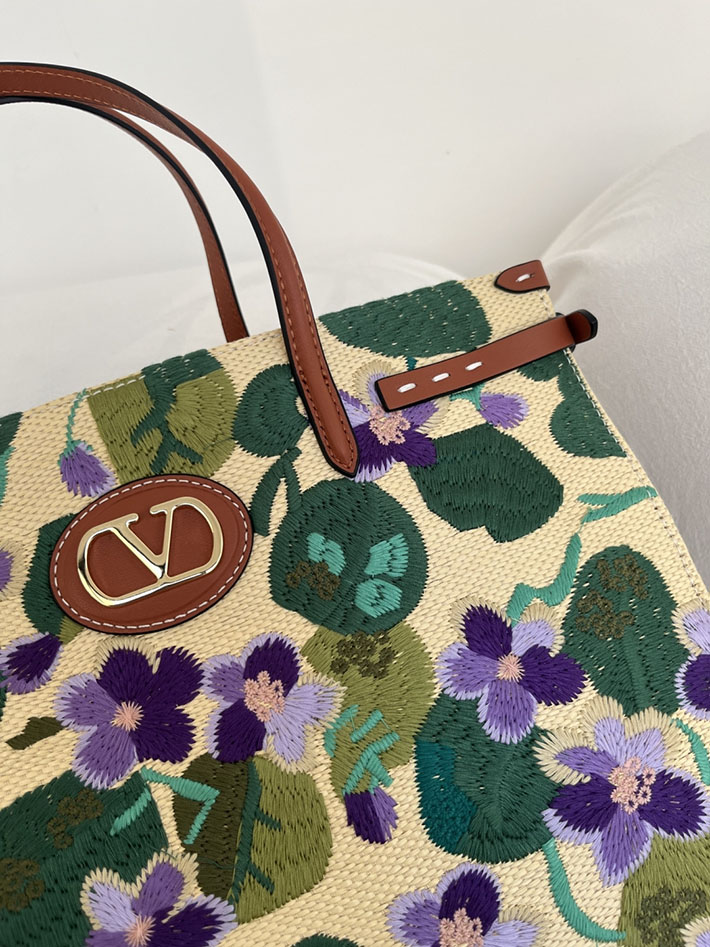 最高級ヴァレンティノスーパーコピー VALENTINO GARAVANI Antibe エンブロイダリー スモール ラフィア 2634909 ヴァレンティノ トートバッグ 布 - 画像 (5)