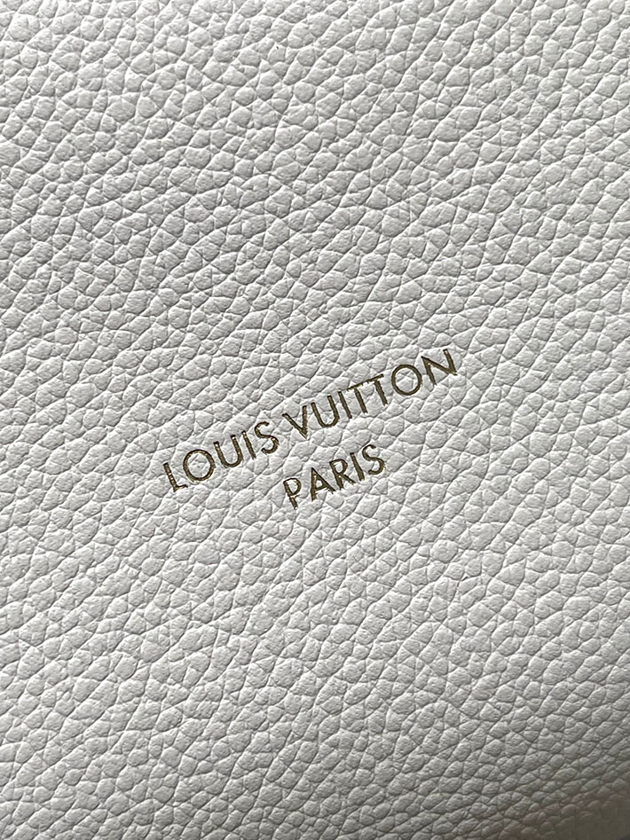 ルイヴィトン バッグ 新作 Louis Vuitton エクスプレス PM 2026新作 バニラ M29392 ルイヴィトン 普段使い バッグ - 画像 (4)