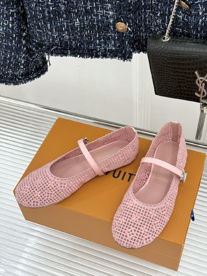 最高級ルイヴィトンスーパーコピー 靴 【ルイヴィトン】26WF 新作 LV Sneakerina メリージェーン モノグラム パンチング ピンク フラット ルイヴィトン バレリーナ フラット - 画像 (2)