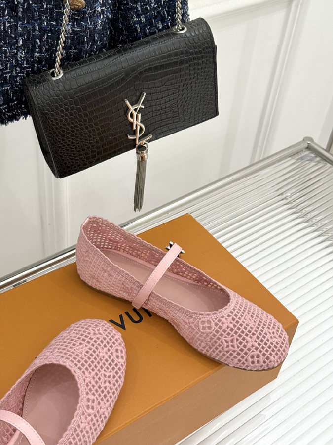 最高級ルイヴィトンスーパーコピー 靴 【ルイヴィトン】26WF 新作 LV Sneakerina メリージェーン モノグラム パンチング ピンク フラット ルイヴィトン バレリーナ フラット - 画像 (5)