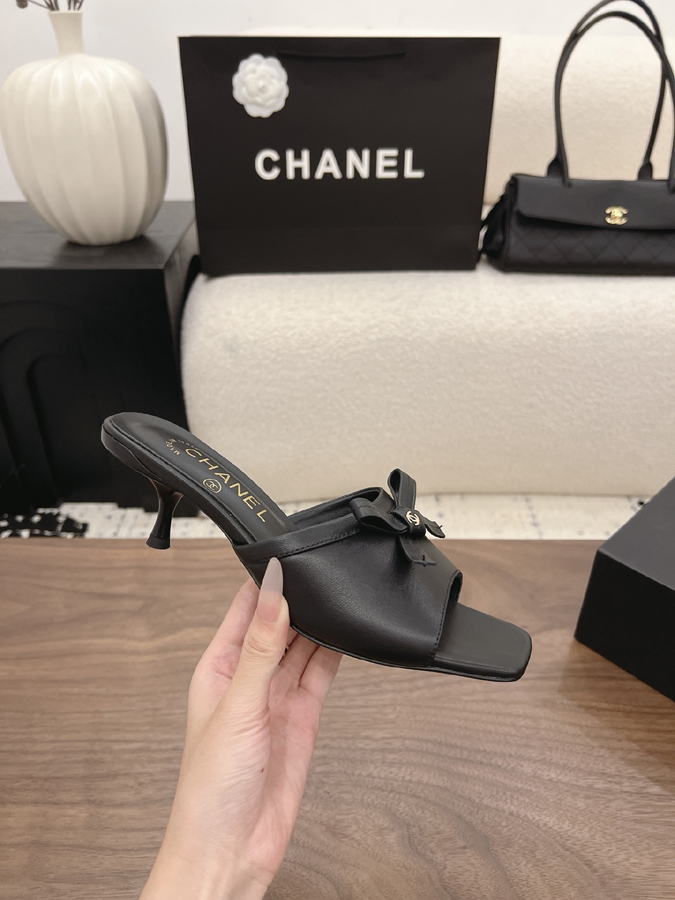 最高級シャネルスーパーコピー CHANEL 【シャネル】ミュール サンダル リボン スクエアトゥ バックル CC ロゴ クラシック ブラック ラムスキン シャネルサンダルメルカリ - 画像 (5)