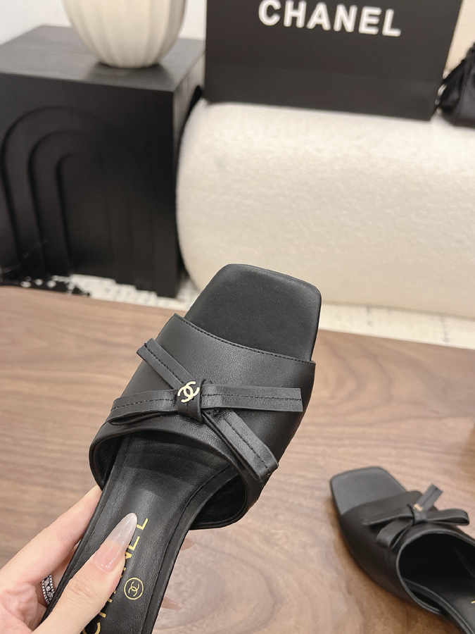 最高級シャネルスーパーコピー CHANEL 【シャネル】ミュール サンダル リボン スクエアトゥ バックル CC ロゴ クラシック ブラック ラムスキン シャネルサンダルメルカリ - 画像 (7)