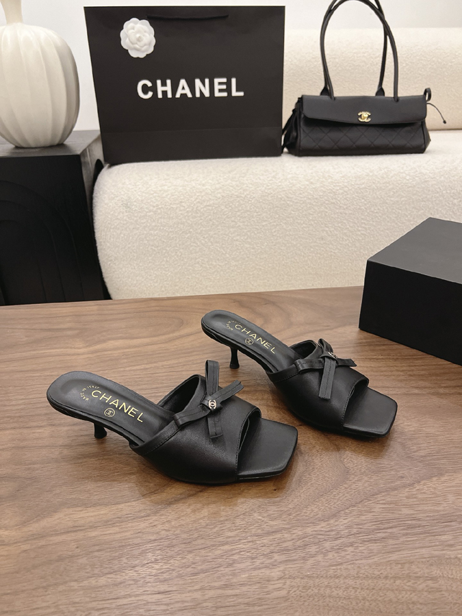 最高級シャネルスーパーコピー CHANEL 【シャネル】ミュール サンダル リボン スクエアトゥ バックル CC ロゴ クラシック ブラック ラムスキン シャネルサンダルメルカリ - 画像 (8)