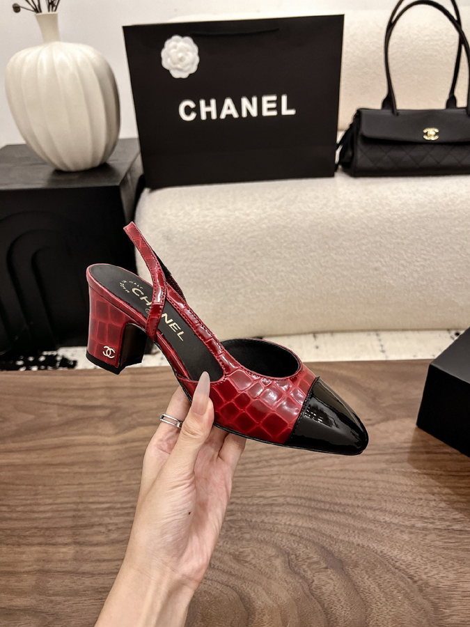 最高級シャネルスーパーコピー CHANELシャネル スリングバック ヒール ダブルC レッド ブラック エナメル レディース 靴 シャネル バレリーナ 定価 - 画像 (5)