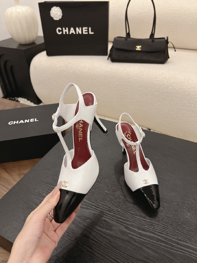 最高級シャネルスーパーコピー シャネル スリングバック ヒール ダブルC パール 白 黒 エナメル レディース 靴 シャネル パンプス 黒 - 画像 (4)