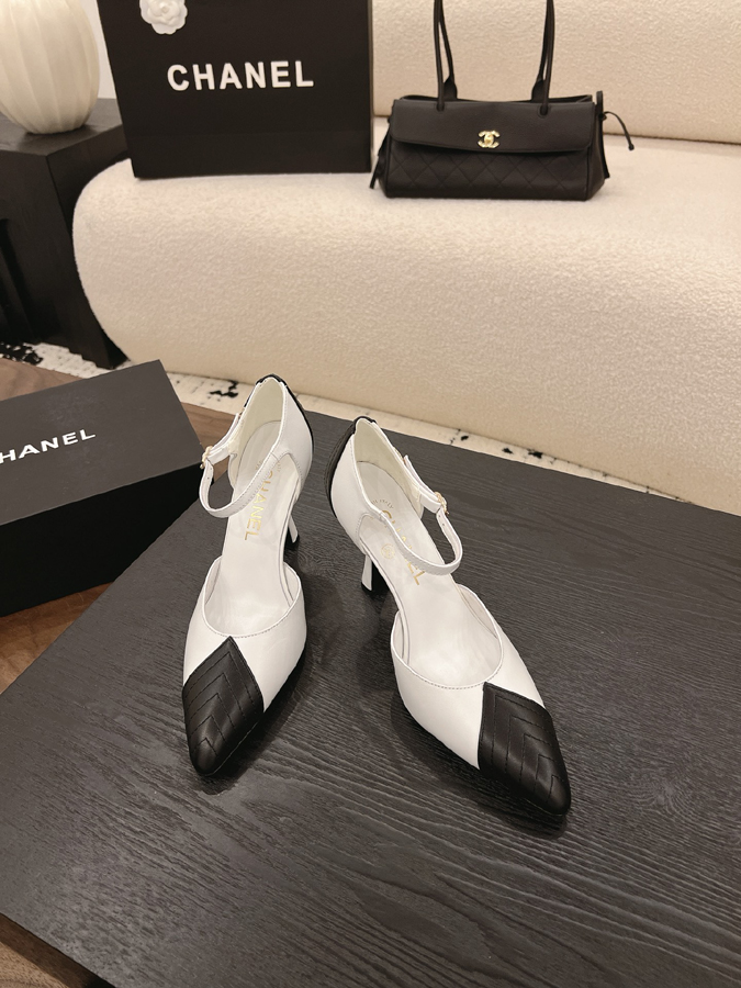 最高級シャネルスーパーコピー シャネル スティレットヒール ダブルC ブラック ホワイト エナメル レディース シャネル 靴 パンプス - 画像 (2)