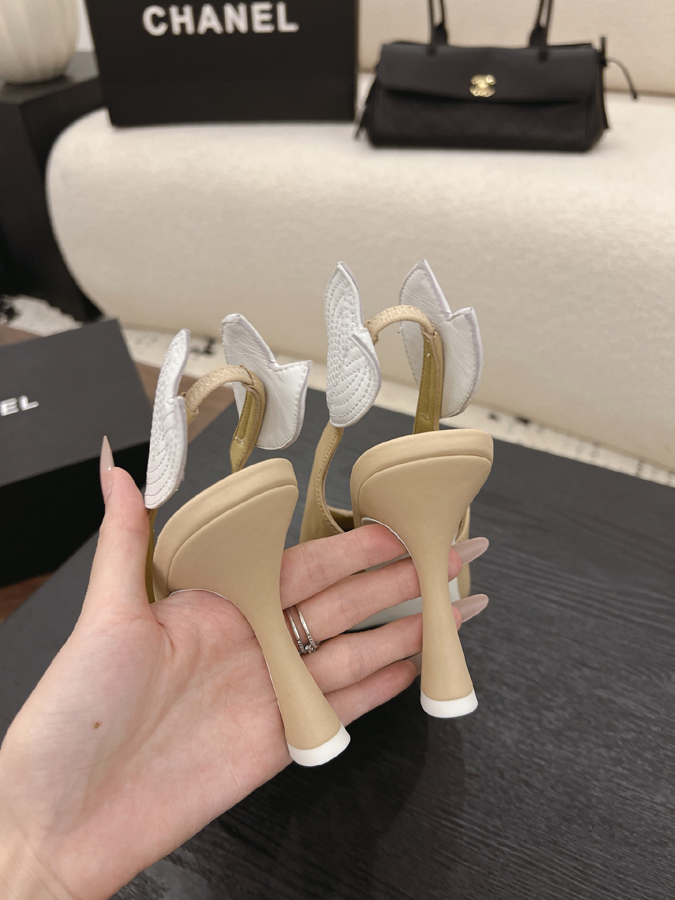 最高級シャネルスーパーコピー シャネル ベージュ ホワイト スリングバック リーフ ヒール スクエアトゥ パンプス シャネルバイカラーパンプス - 画像 (9)