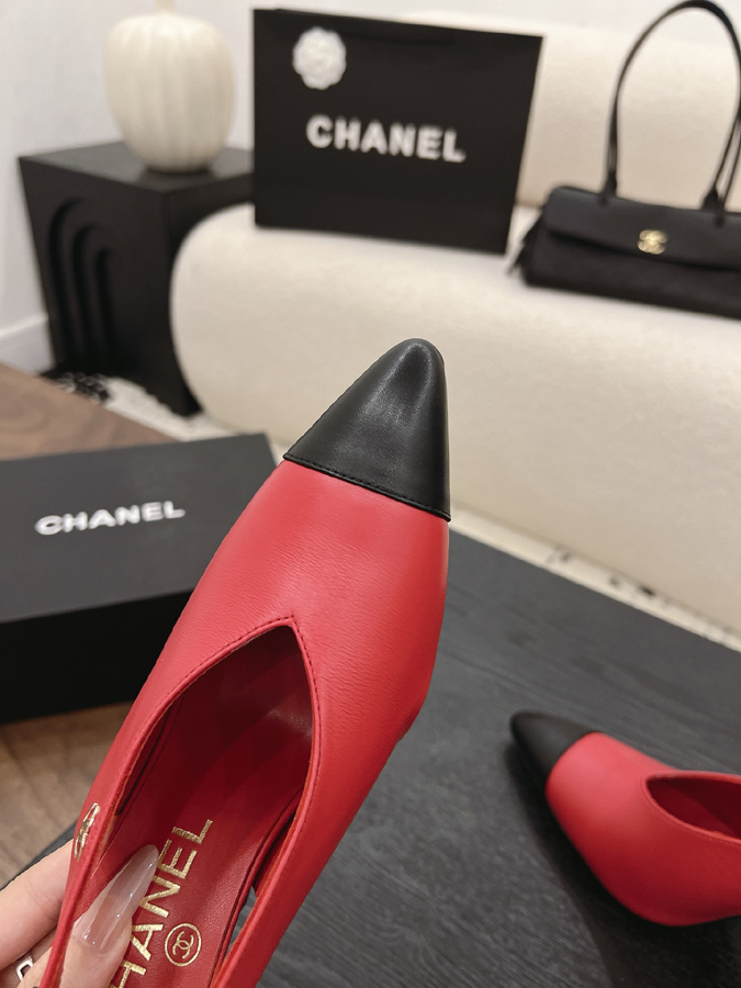 最高級シャネルスーパーコピー シャネル スリングバック キャットヒール ダブルC レッド ブラック リーフ デザイン シャネルパンプスサイズ - 画像 (7)