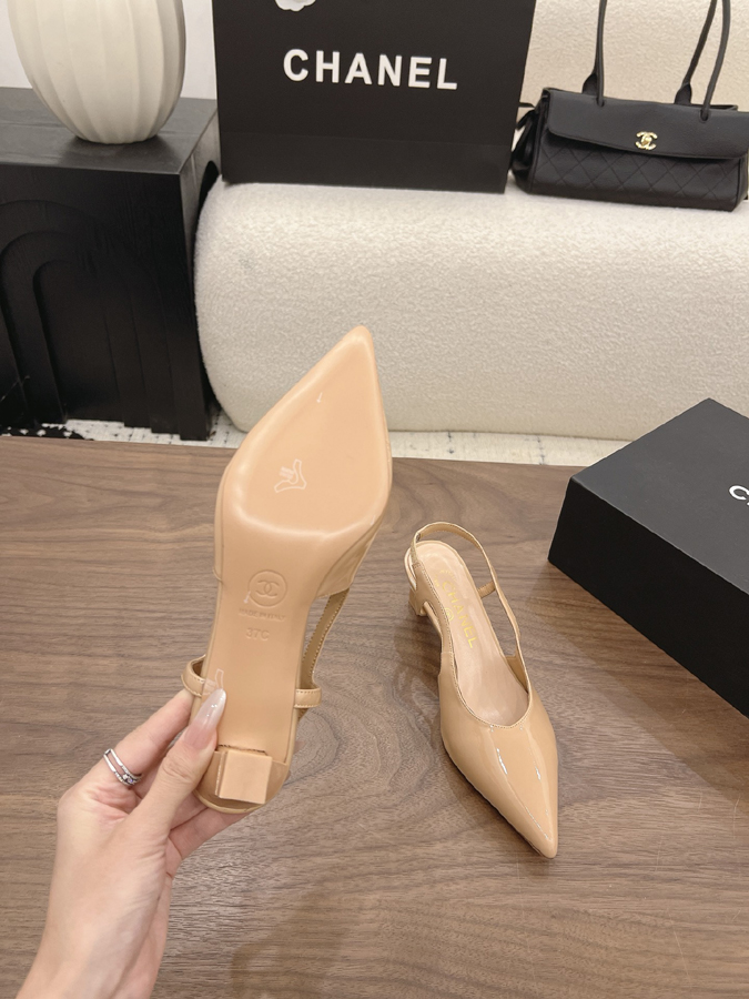 最高級シャネルスーパーコピー シャネル ベージュ スリングバック パンプス パテント ポインテッドトゥ ミドルヒール シャネルサンダル値段 - 画像 (9)