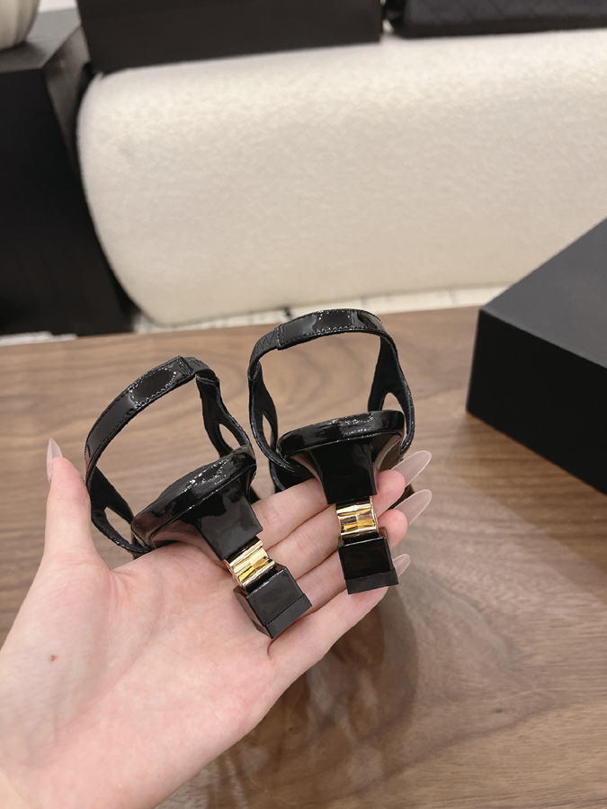 最高級シャネルスーパーコピー シャネル スリングバック パンプス ダブルC ブラック パテント レディース シャネル風 サンダル - 画像 (9)